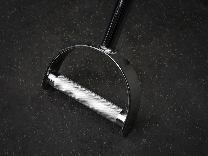 Gym Plus D-Handle Row Bar Attachment - 41cm CA-SR close up of knurled handle