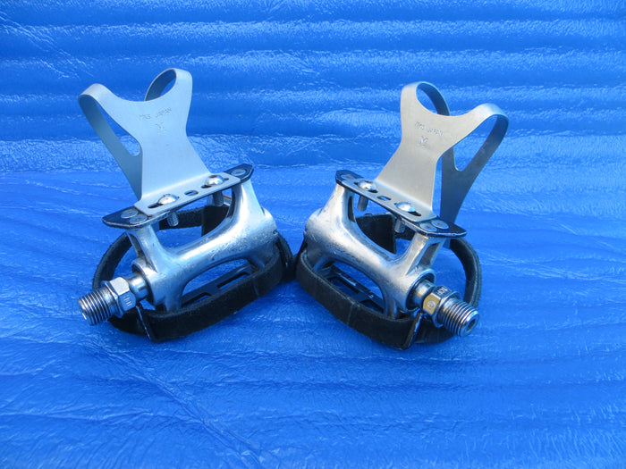 MKS Custom Nuevo NJS Pedals , MKS NJS M-size AA Clips and MKS Fit-alfa NJS Toe Straps (26011309)