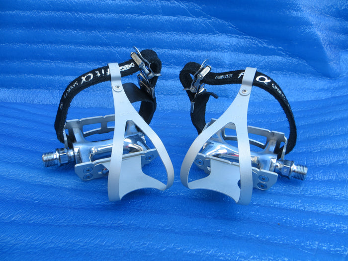 MKS Royal Nuevo NJS Pedals , MKS AA M-size NJS Clips and MKS Fit-α Sports NJS Toe Straps (26011621)