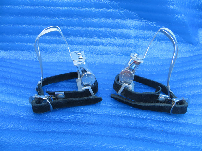 MKS Royal Nuevo NJS Pedals , MKS AA M-size NJS Clips and MKS Fit-α Sports NJS Toe Straps (26011621)