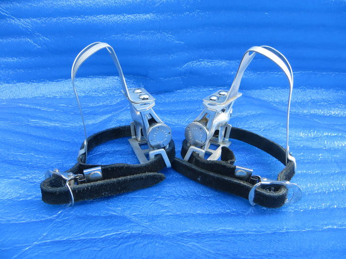 MKS Royal Nuevo NJS Pedals , MKS NJS M-size AA Clips and Toshi NJS Toe Straps (26011306)