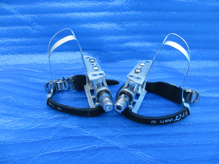 MKS Royal Nuevo NJS Pedals , MKS NJS M-size AA Clips and Toshi NJS Toe Straps (26011307)