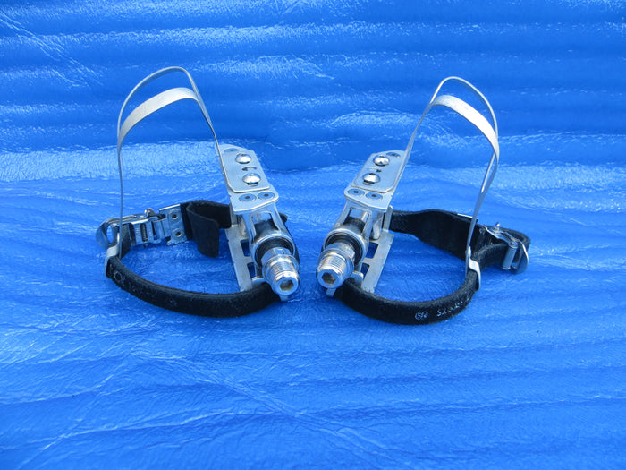 MKS Royal Nuevo NJS Pedals , MKS NJS M-size AA Clips and Toshi NJS Toe Straps (26011306)