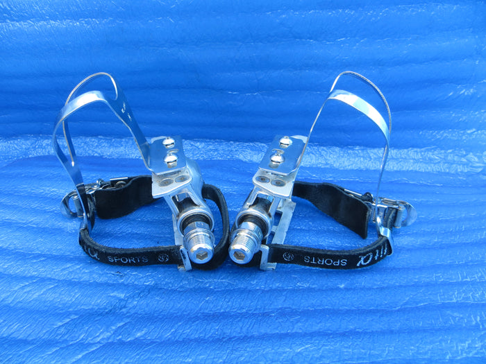 MKS Royal Nuevo NJS Pedals , MKS Steel M-size NJS Clips and MKS Fit-α Sports NJS Toe Straps (26022319