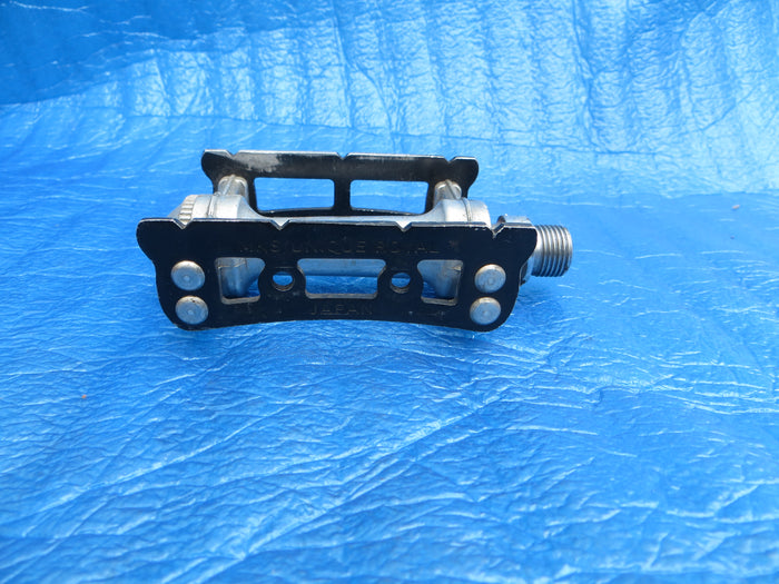 MKS Royal Unique Right Pedal NJS (25102206)