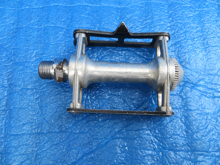 MKS Royal Unique Right Pedal NJS (25102206)