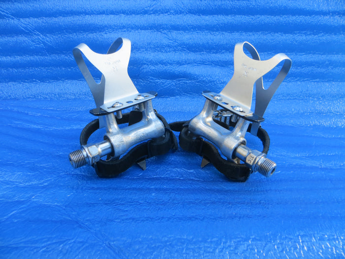 MKS RX-1 NJS Pedals , MKS AA M-size NJS Clips and MKS Fit-α Sports NJS Toe Straps (26011308)