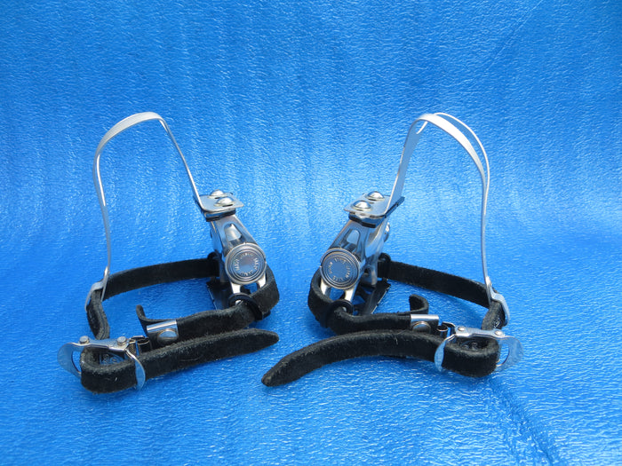 MKS Supreme NJS Pedals , MKS AA M-size NJS Clips and MKS Fit-α Sports NJS Toe Straps (26081001)