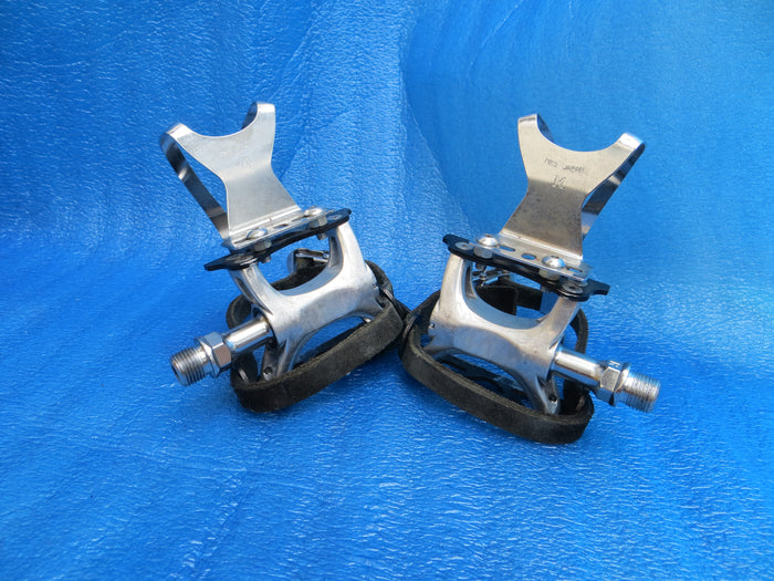 MKS Supreme NJS Pedals , MKS Steel M-size NJS Clips and MKS Fit-α Sports NJS Toe Straps (26081718)