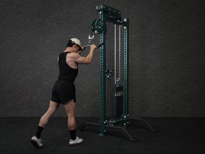 Gym Plus Revolving EZ Curl Bar Cable Attachment with Rubber Grips REV-CURL-BAR a man performing lat pulldown