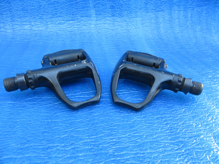 Shimano PD-R540 Clipless Pedals (26030812)
